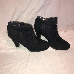 Black suede kitten heel ankle boot